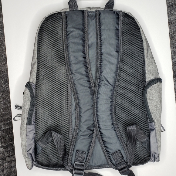 Eastsport Expandable Titan Backpack - Picture 6 of 6